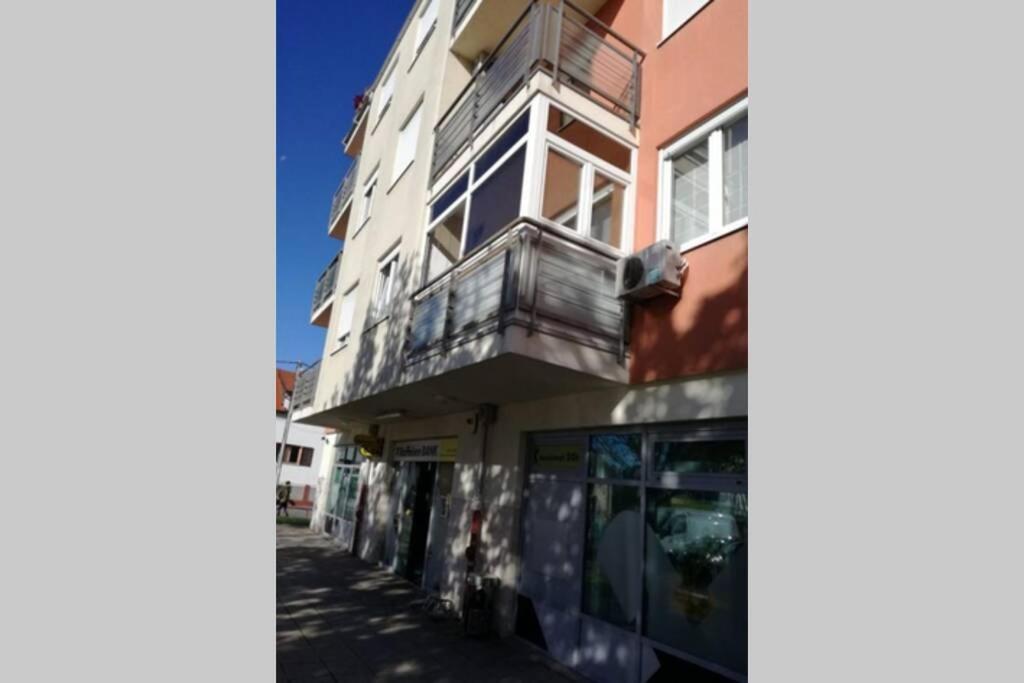 Apartment Jarun Brac Zagreb Exterior foto