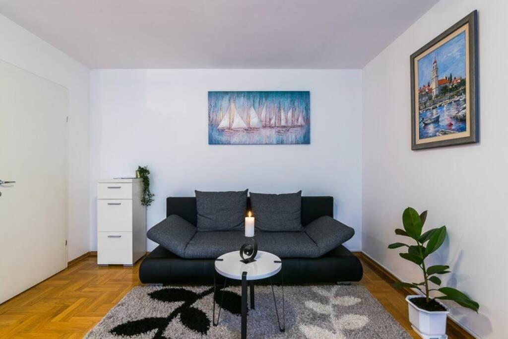 Apartment Jarun Brac Zagreb Exterior foto